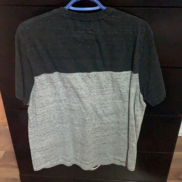 Hudson and Barrow NYC two colour t shirt with pocket. Size large - Picture 2 of 4